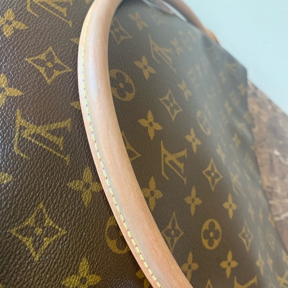Authentic Louis Vuitton Looping GM - Picture 4 of 8